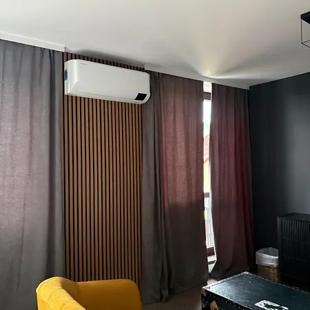 Galleria Alojamento de Acomodação e Pequeno-almoço 3*