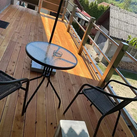 Alojamento de Acomodação e Pequeno-almoço Galleria Betliar