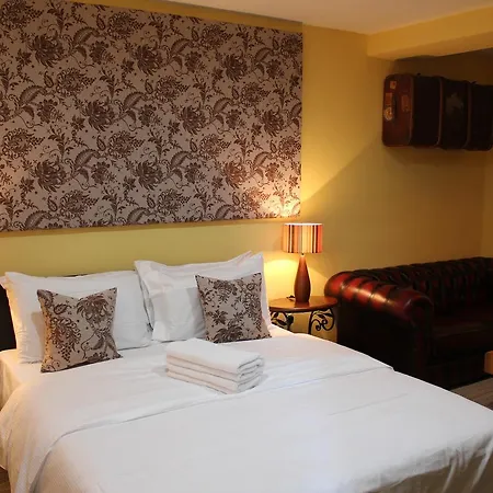 Alojamento de Acomodação e Pequeno-almoço Galleria